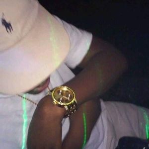 Meet your Posher, Louis